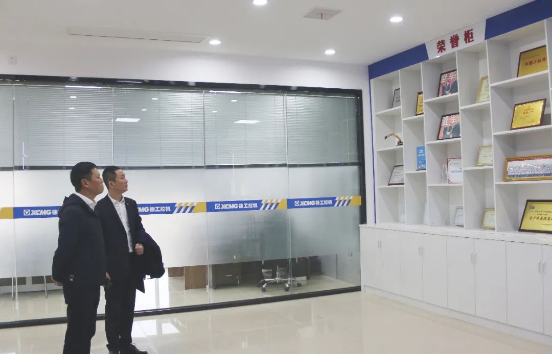 集團(tuán)總裁視察湖北智邦:未來可期,湖北有為!